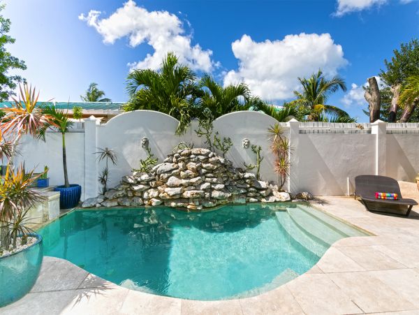 Six Bedroom Luxury Villa Simpson Bay On Beach Sea Views