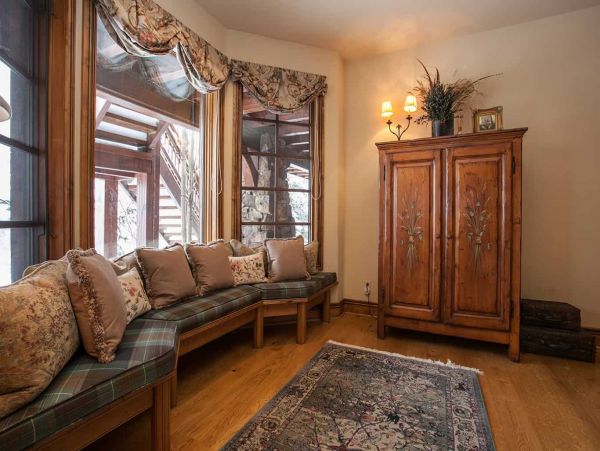 Bachelor Gulch Vacation Home Rental Mountain Views