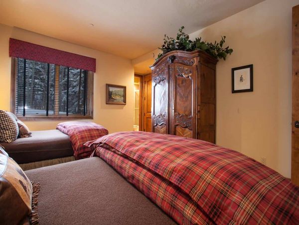 Bachelor Gulch Vacation Home Rental Mountain Views