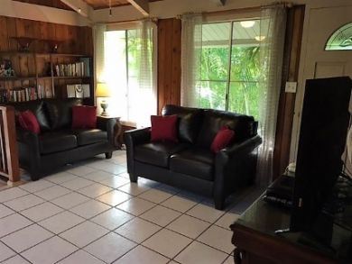 Oahu Vacation Home Rent Sleeps Seven Guests