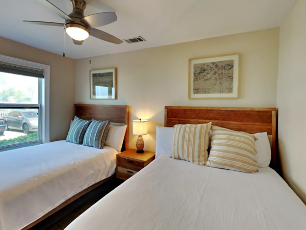 Charming 2 Bedroom Vacation Condo in Destin Full Ocean Views