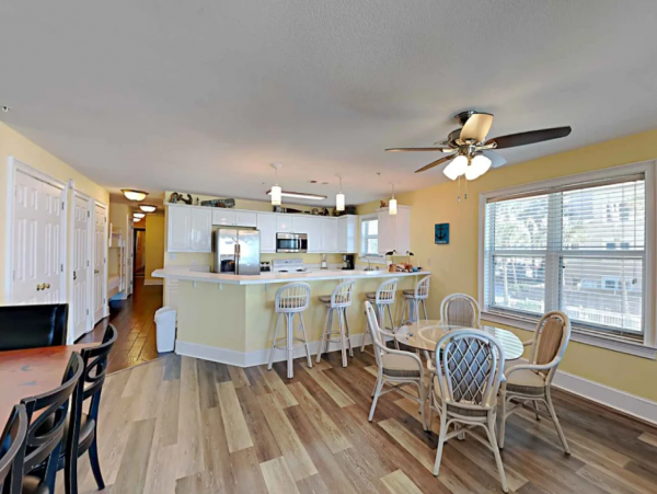 Lovely 3 Bedroom Vacation Getaway with Full Ocean Views