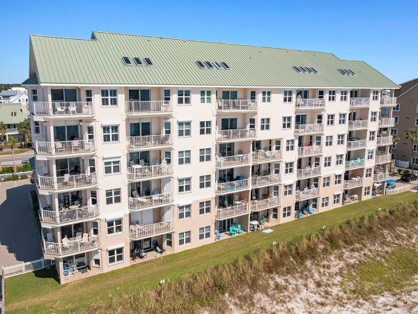 Destin Vacation Rental with Gulf Views & Pool Access
