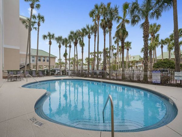 Destin Vacation Rental with Gulf Views & Pool Access