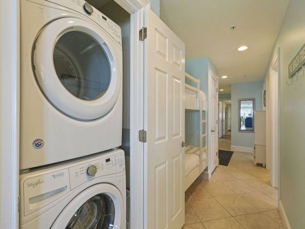 Destin Vacation Rental with Gulf Views & Pool Access
