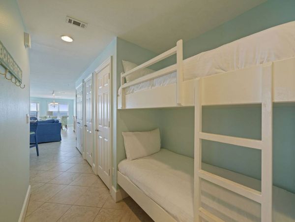 Destin Vacation Rental with Gulf Views & Pool Access