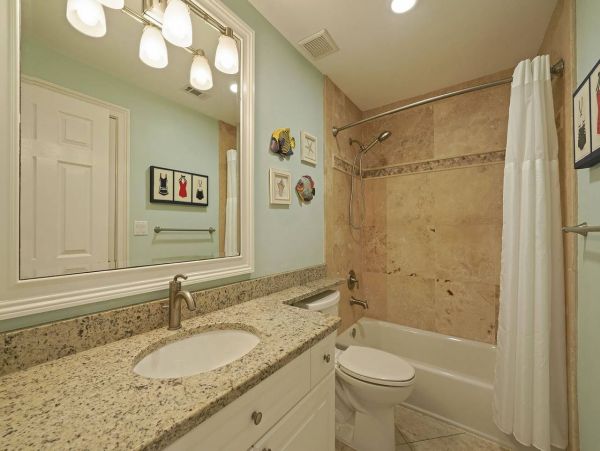 Destin Vacation Rental with Gulf Views & Pool Access