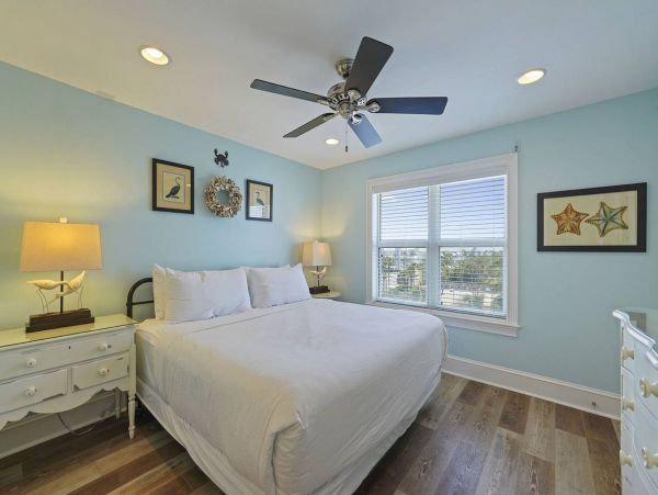 Destin Vacation Rental with Gulf Views & Pool Access