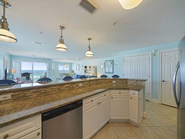 Destin Vacation Rental with Gulf Views & Pool Access