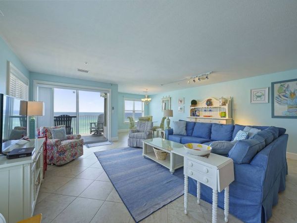 Destin Vacation Rental with Gulf Views & Pool Access