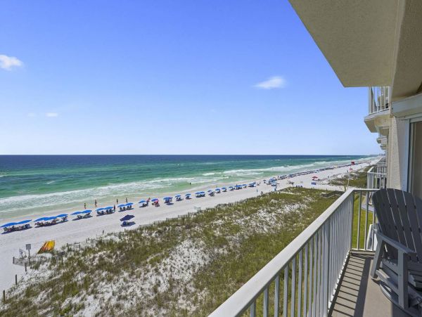 Destin Vacation Rental with Gulf Views & Pool Access