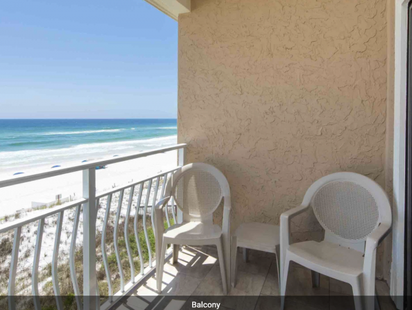 Gulffront 2 plus loft villa  Near Destin commons