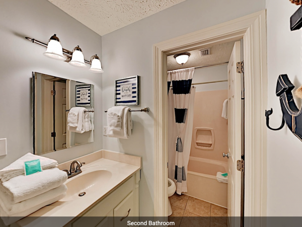 Gulffront 2 plus loft villa  Near Destin commons