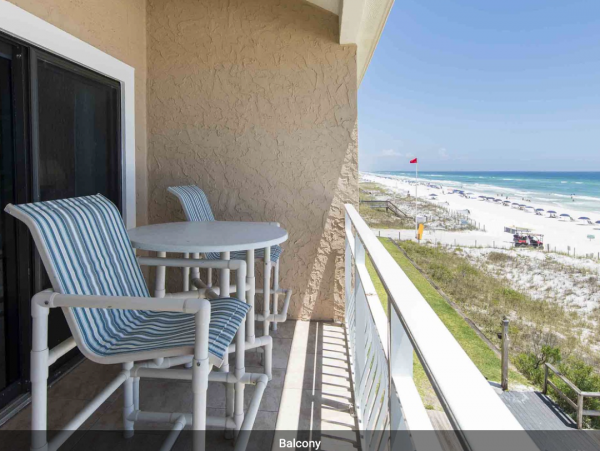 Gulffront 2 plus loft villa  Near Destin commons