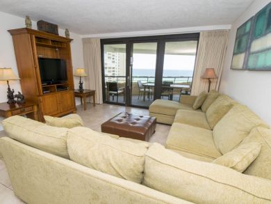 Miramar Beach Vacation Condo Sleeps Six Guests