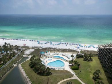 Two Bedroom Beachfront Vacation Condo Rental Sleeps Seven