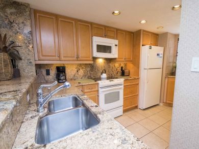 Two Bedroom Beachfront Vacation Condo Rental Sleeps Seven