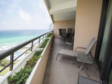 Two Bedroom Beachfront Vacation Condo Rental Sleeps Seven