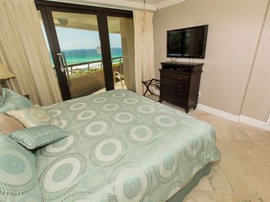 Oceanfront Two Bedroom Vacation Condo in Miramar Beach Oceanfront Two Bedroom Vacation Condo in Miramar Beach