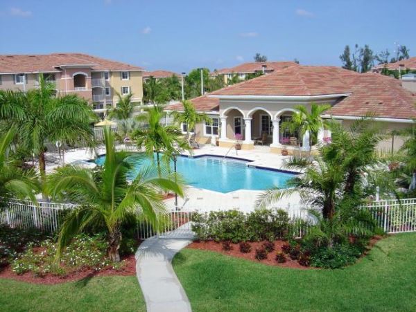Oceanfront Vacation Condo in Destin 6 Guests