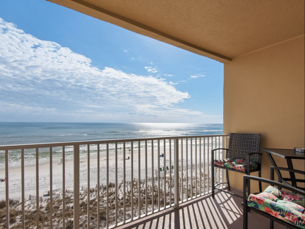 Oceanfront Vacation Condo in Destin 6 Guests