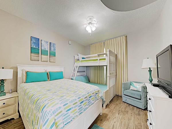 Ocean View 3 Bedroom Vacation Condo in Destin