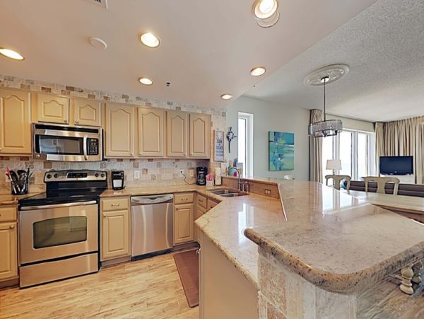 Ocean View 3 Bedroom Vacation Condo in Destin