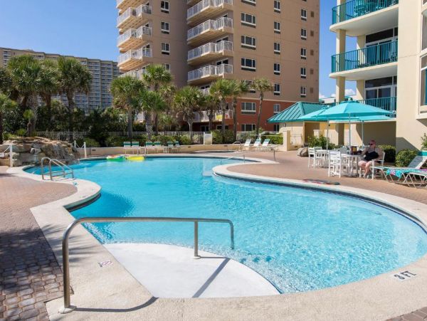 Destin Condo with Gulf Views, Great Amenities, Pool, Tennis Courts & Game Room
