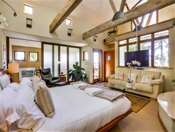 La Jolla Luxury Vacation Home, Three Bedrooms Sleeps 8