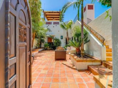 La Jolla Luxury 4 Bedroom Vacation Home Short Walk to Beach