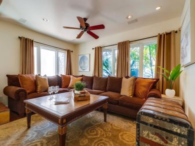 La Jolla Luxury 4 Bedroom Vacation Home Short Walk to Beach