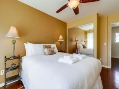 La Jolla Luxury 4 Bedroom Vacation Home Short Walk to Beach