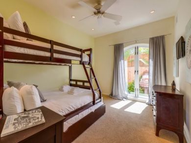 La Jolla Luxury 4 Bedroom Vacation Home Short Walk to Beach