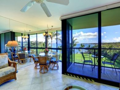 Luxury Kihei Vacation Condo Rental Sleeps Four Guests