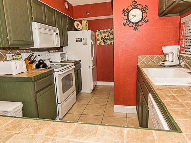 Miramar Beach Vacation Condo Rental On Beach Sleeps Six