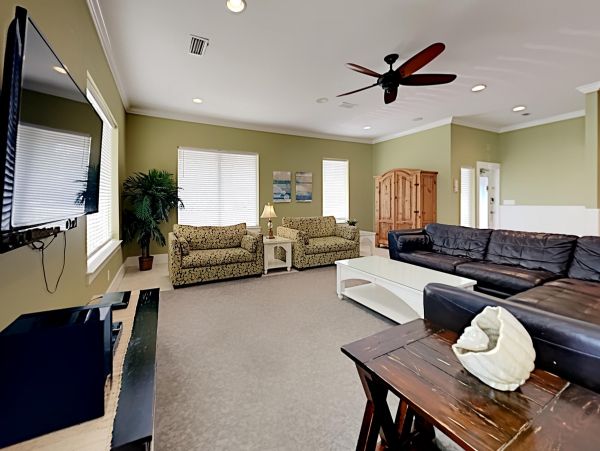 Beach 5 Bedroom Vacation Cottage Sleeps 14