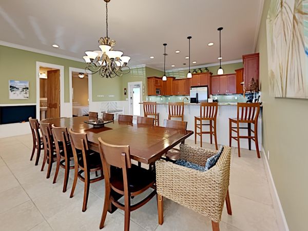 Beach 5 Bedroom Vacation Cottage Sleeps 14
