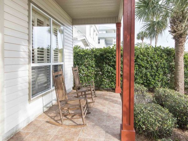 Charming Vacation Home in Destin 12 Guests