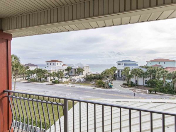 Charming Vacation Home in Destin 12 Guests