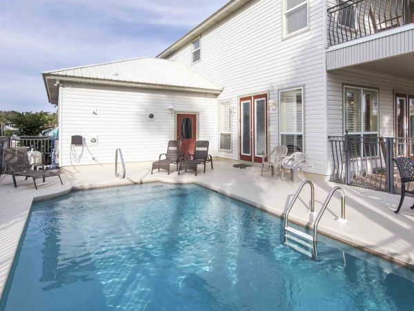 Charming Vacation Home in Destin 12 Guests