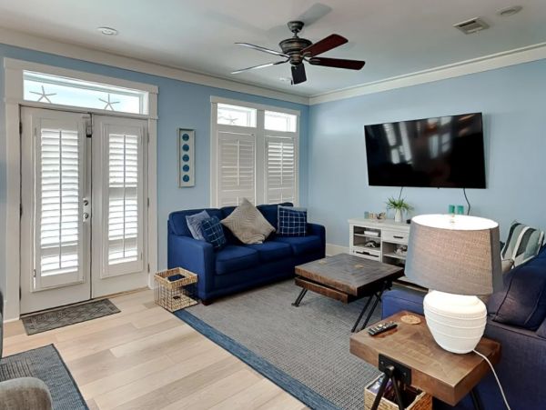 Destin Walk to Beach Four Bedroom + Vacation Rental