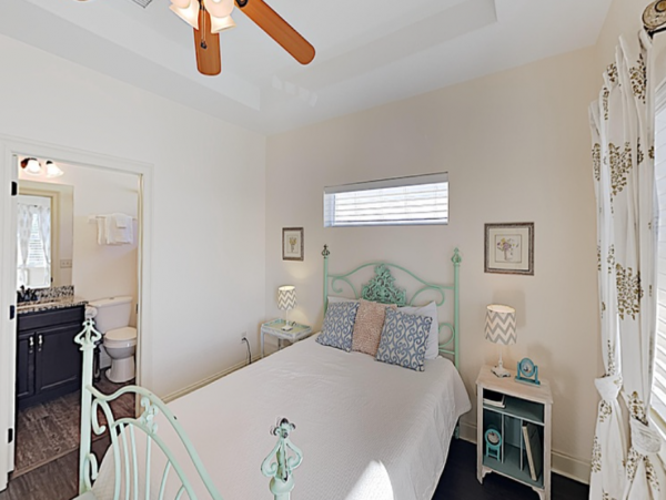 Six Bedroom Walk to Beach Vacation Home in Destin