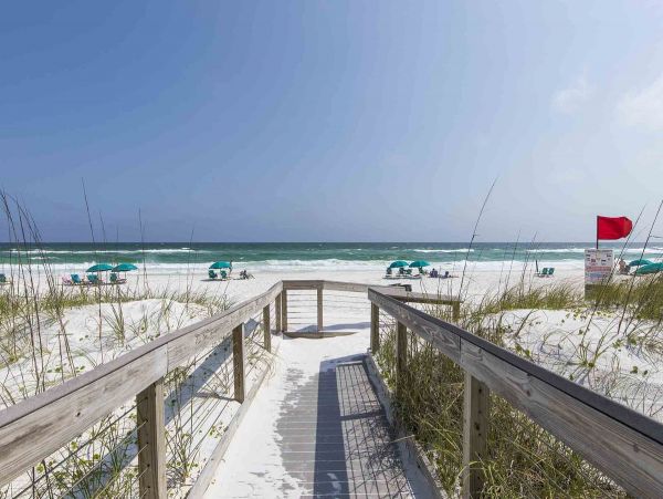 Beach Vacation Home in Destin 15 Guests