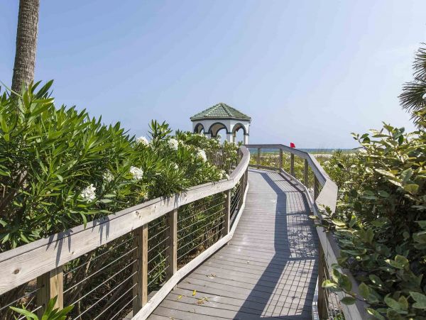 Beach Vacation Home in Destin 15 Guests