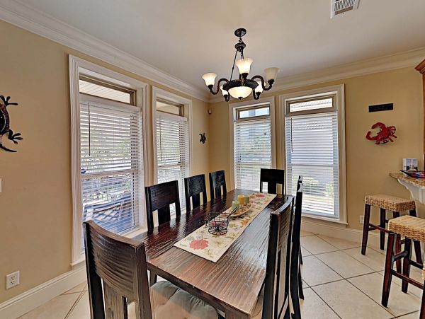 Beach Vacation Home in Destin 15 Guests