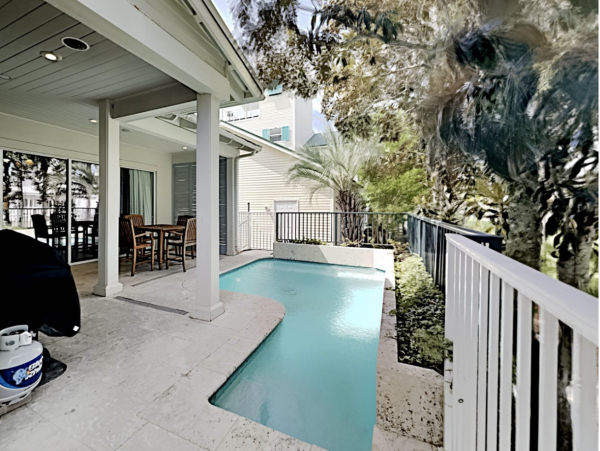 Five Bedroom Crystal Shores Luxury Pool Home