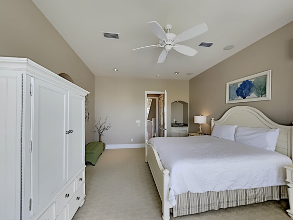 Five Bedroom Crystal Shores Luxury Pool Home