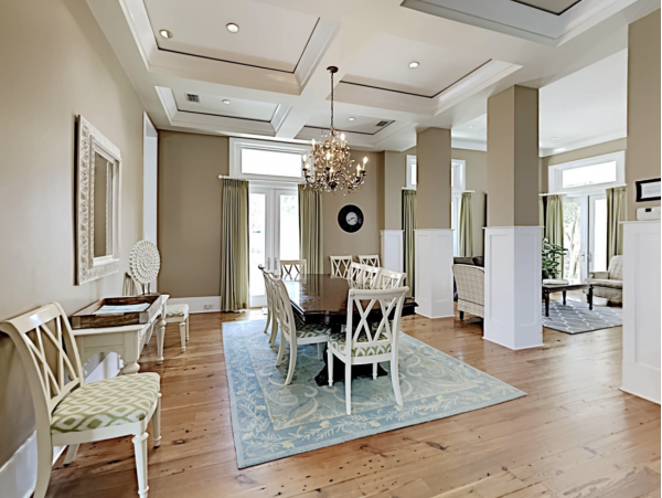 Five Bedroom Crystal Shores Luxury Pool Home