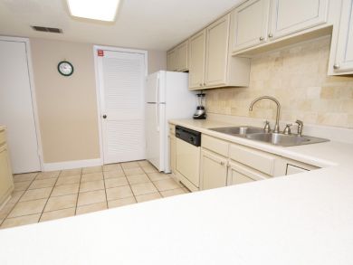 Destin Vacation Rental Condo Two Bedrooms
