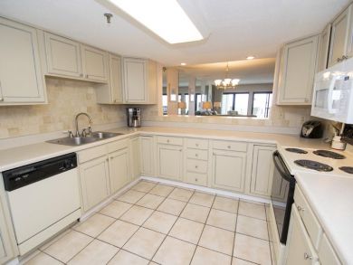 Destin Vacation Rental Condo Two Bedrooms